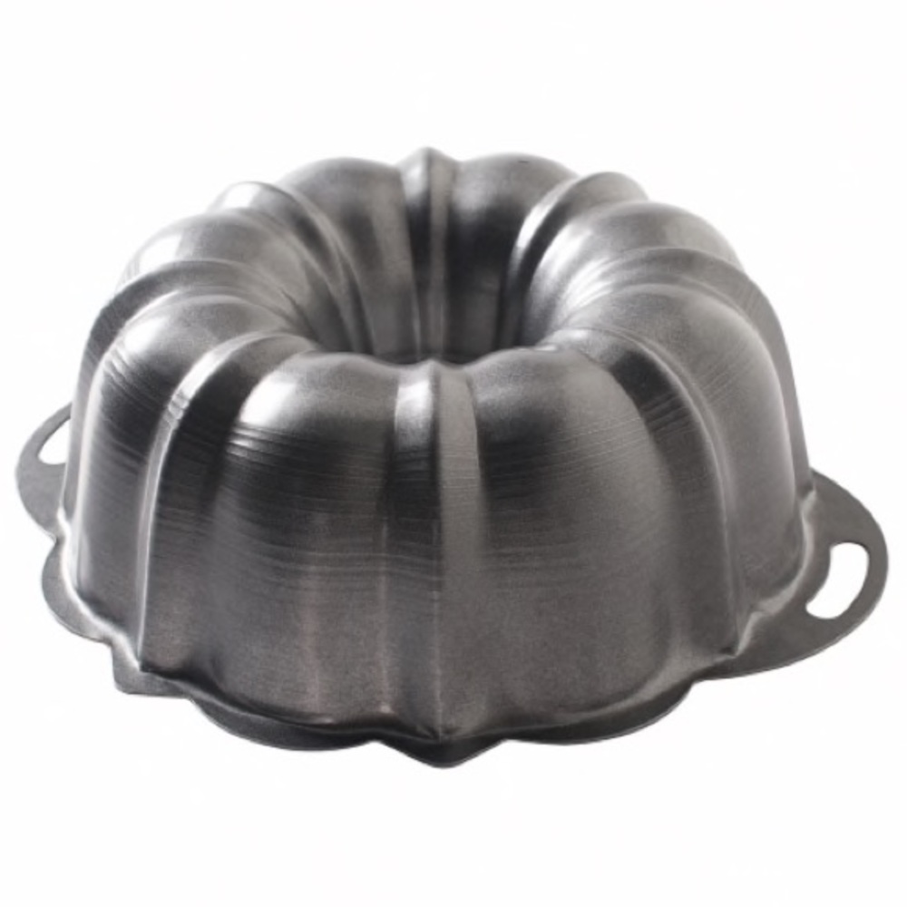 Nordic Ware Cake Pan Pro Form Bundt 12 cup NIB
